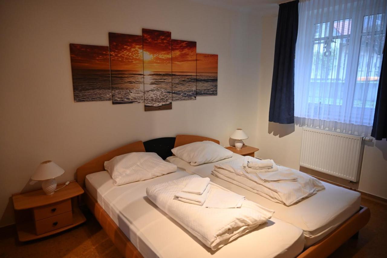 Ferienwohnung Seeblick Waren  Exterior photo