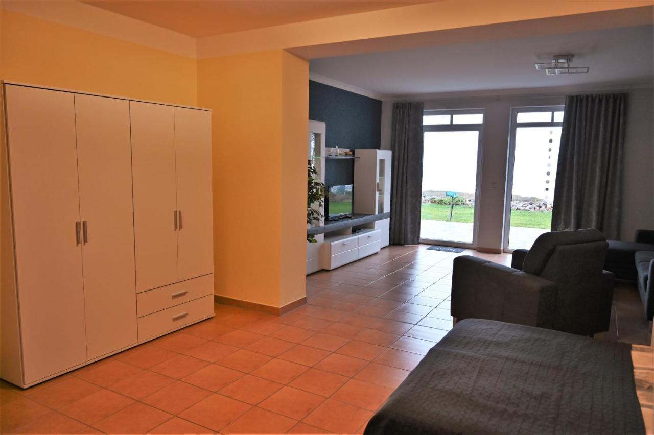 Ferienwohnung Seeblick Waren  Exterior photo